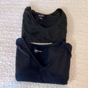 Maternity shirt bundle, Large